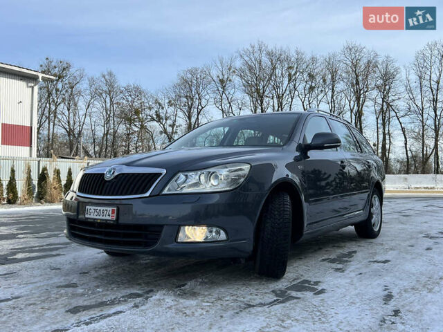Серый Шкода Октавия, объемом двигателя 2 л и пробегом 191 тыс. км за 11850 $, фото 27 на Automoto.ua