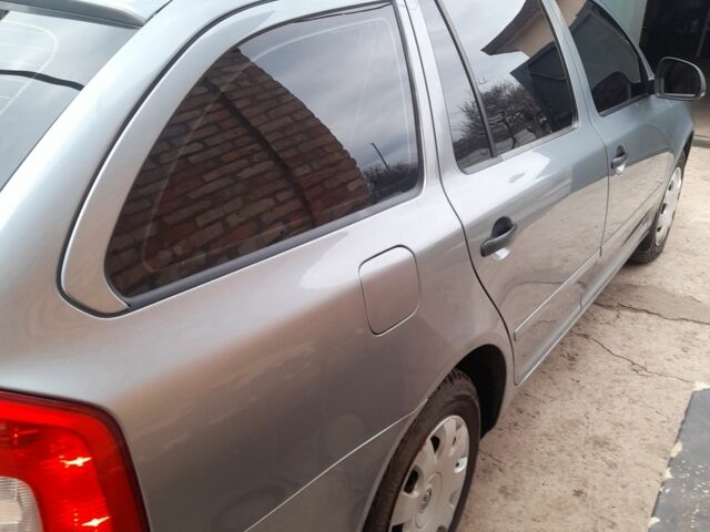 Сірий Шкода Октавія, об'ємом двигуна 1.4 л та пробігом 211 тис. км за 7600 $, фото 3 на Automoto.ua