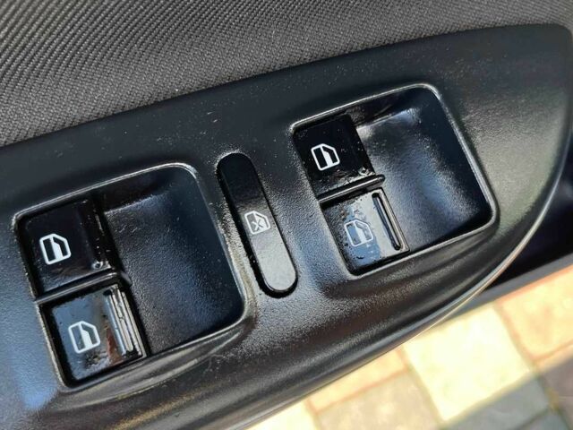 Серый Шкода Октавия, объемом двигателя 1.6 л и пробегом 243 тыс. км за 7600 $, фото 8 на Automoto.ua