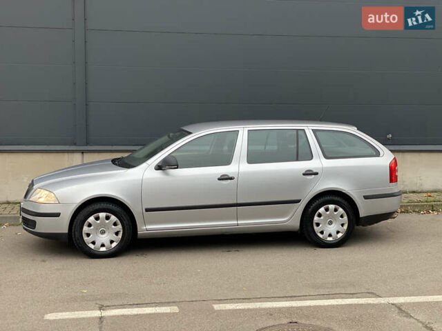 Серый Шкода Октавия, объемом двигателя 1.6 л и пробегом 184 тыс. км за 6999 $, фото 48 на Automoto.ua