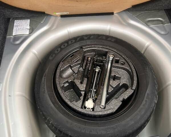 Серый Шкода Октавия, объемом двигателя 1.6 л и пробегом 252 тыс. км за 8950 $, фото 28 на Automoto.ua