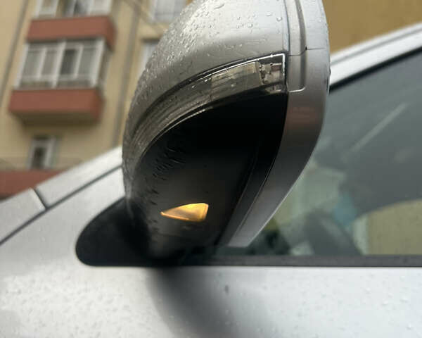 Серый Шкода Октавия, объемом двигателя 1.6 л и пробегом 312 тыс. км за 8300 $, фото 10 на Automoto.ua