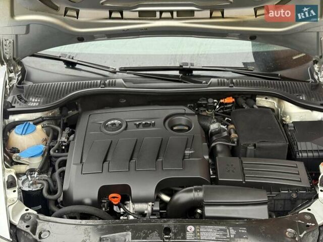 Серый Шкода Октавия, объемом двигателя 1.6 л и пробегом 219 тыс. км за 8450 $, фото 14 на Automoto.ua