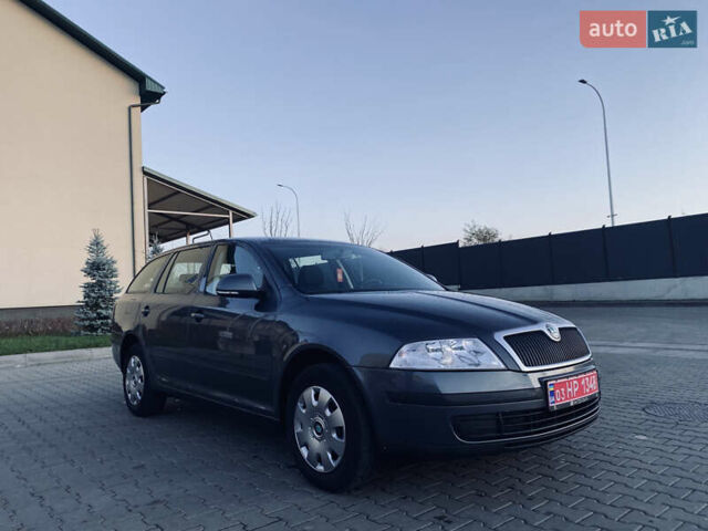 Сірий Шкода Октавія, об'ємом двигуна 1.6 л та пробігом 180 тис. км за 7300 $, фото 2 на Automoto.ua