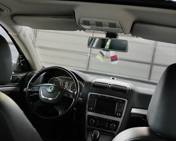 Шкода Октавия 2012 в Луцке на Automoto.ua Серый Шкода Октавия, объемом двигателя 1.8 л и пробегом 183 тыс. км за 9200 $, фото 3 на Automoto.ua