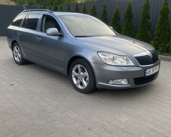 Серый Шкода Октавия, объемом двигателя 1.6 л и пробегом 280 тыс. км за 7350 $, фото 3 на Automoto.ua