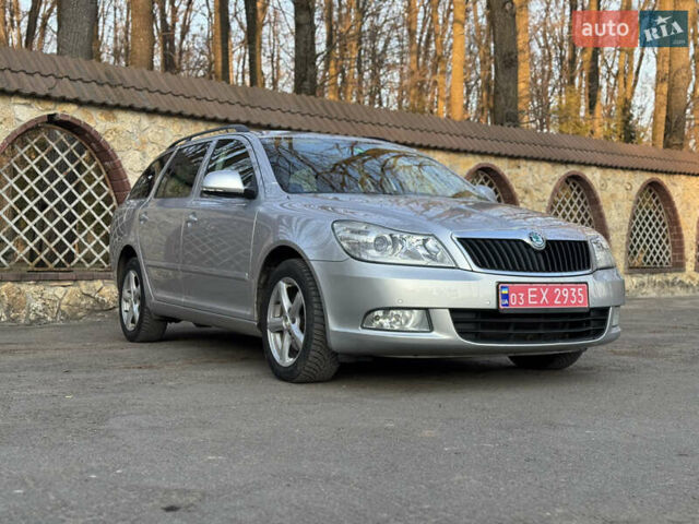 Серый Шкода Октавия, объемом двигателя 2 л и пробегом 250 тыс. км за 9999 $, фото 12 на Automoto.ua