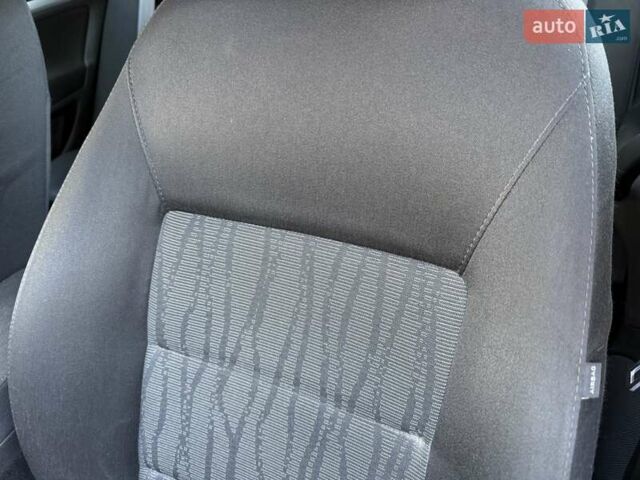 Сірий Шкода Октавія, об'ємом двигуна 1.6 л та пробігом 299 тис. км за 6450 $, фото 50 на Automoto.ua