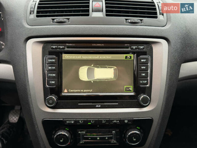 Сірий Шкода Октавія, об'ємом двигуна 1.6 л та пробігом 287 тис. км за 10000 $, фото 18 на Automoto.ua