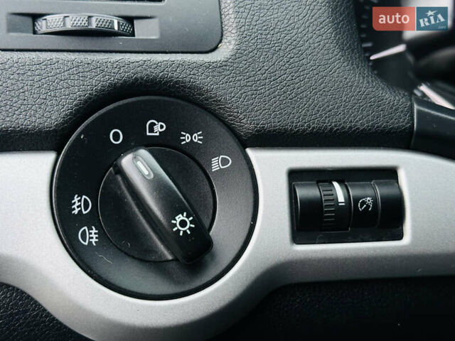 Сірий Шкода Октавія, об'ємом двигуна 1.39 л та пробігом 201 тис. км за 8200 $, фото 35 на Automoto.ua