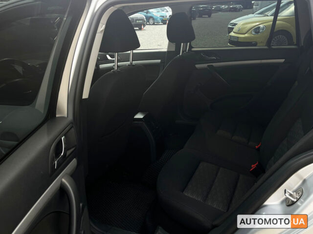 Серый Шкода Октавия, объемом двигателя 1.6 л и пробегом 330 тыс. км за 8200 $, фото 23 на Automoto.ua