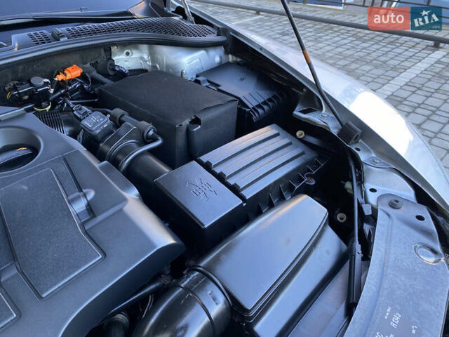 Серый Шкода Октавия, объемом двигателя 1.6 л и пробегом 225 тыс. км за 7999 $, фото 88 на Automoto.ua