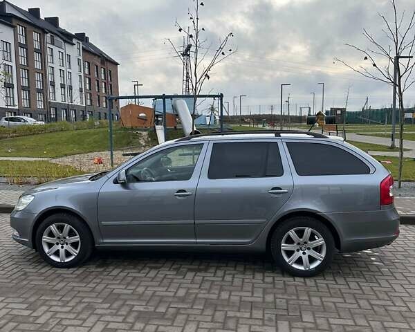 Серый Шкода Октавия, объемом двигателя 1.4 л и пробегом 201 тыс. км за 8000 $, фото 6 на Automoto.ua