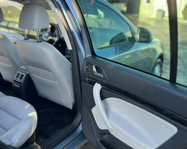 Серый Шкода Октавия, объемом двигателя 1.99 л и пробегом 239 тыс. км за 10777 $, фото 42 на Automoto.ua