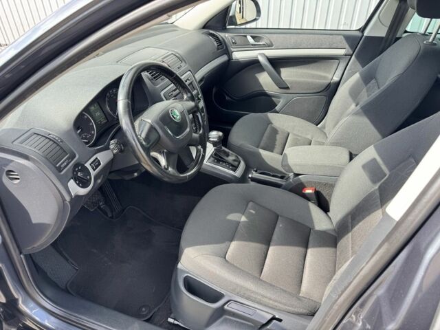 Серый Шкода Октавия, объемом двигателя 1.8 л и пробегом 173 тыс. км за 9350 $, фото 13 на Automoto.ua