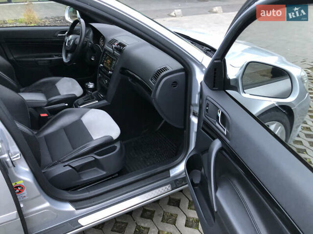 Серый Шкода Октавия, объемом двигателя 1.97 л и пробегом 282 тыс. км за 11700 $, фото 88 на Automoto.ua