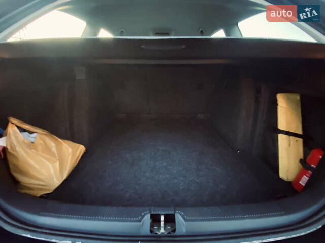 Сірий Шкода Октавія, об'ємом двигуна 1.6 л та пробігом 180 тис. км за 7300 $, фото 26 на Automoto.ua