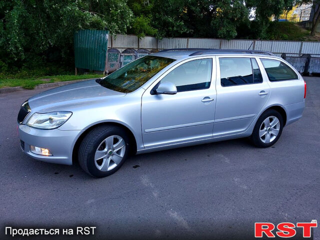 Серый Шкода Октавия, объемом двигателя 1.8 л и пробегом 177 тыс. км за 8700 $, фото 1 на Automoto.ua