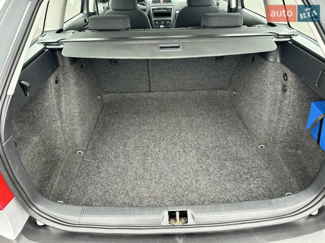 Серый Шкода Октавия, объемом двигателя 1.6 л и пробегом 215 тыс. км за 7999 $, фото 31 на Automoto.ua