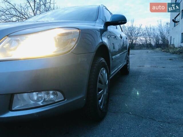 Сірий Шкода Октавія, об'ємом двигуна 1.6 л та пробігом 315 тис. км за 8000 $, фото 5 на Automoto.ua
