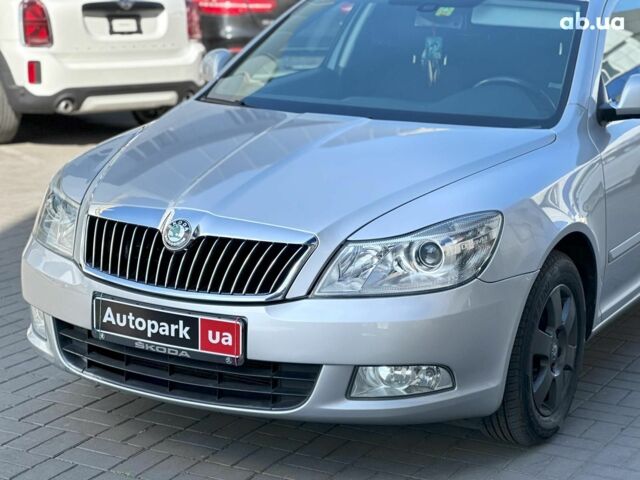 Серый Шкода Октавия, объемом двигателя 1.6 л и пробегом 227 тыс. км за 8980 $, фото 4 на Automoto.ua