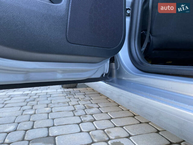 Серый Шкода Октавия, объемом двигателя 1.6 л и пробегом 225 тыс. км за 7999 $, фото 77 на Automoto.ua