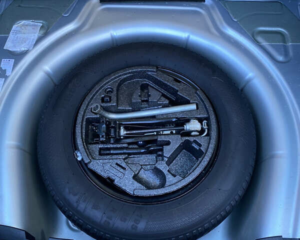 Серый Шкода Октавия, объемом двигателя 1.6 л и пробегом 225 тыс. км за 7999 $, фото 83 на Automoto.ua