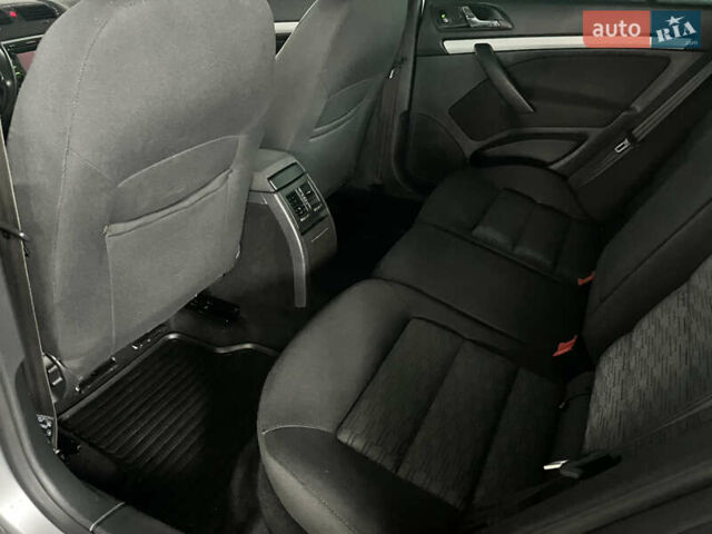 Сірий Шкода Октавія, об'ємом двигуна 1.6 л та пробігом 214 тис. км за 8999 $, фото 34 на Automoto.ua