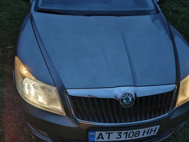 Серый Шкода Октавия, объемом двигателя 2 л и пробегом 243 тыс. км за 9800 $, фото 5 на Automoto.ua