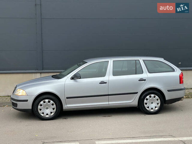 Серый Шкода Октавия, объемом двигателя 1.6 л и пробегом 184 тыс. км за 6999 $, фото 24 на Automoto.ua