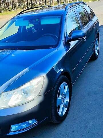 Серый Шкода Октавия, объемом двигателя 1.8 л и пробегом 226 тыс. км за 8100 $, фото 6 на Automoto.ua