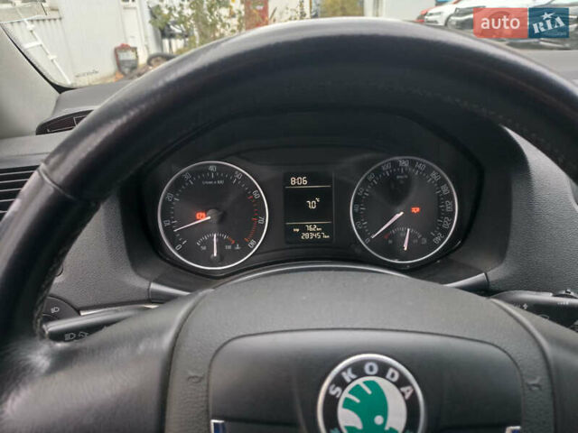 Шкода Октавия 2012 в Киеве на Automoto.ua Серый Шкода Октавия, объемом двигателя 1.6 л и пробегом 283 тыс. км за 7700 $, фото 5 на Automoto.ua