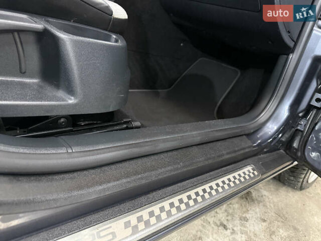 Сірий Шкода Октавія, об'ємом двигуна 2 л та пробігом 270 тис. км за 12000 $, фото 74 на Automoto.ua