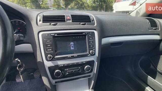 Серый Шкода Октавия, объемом двигателя 1.6 л и пробегом 270 тыс. км за 9100 $, фото 26 на Automoto.ua