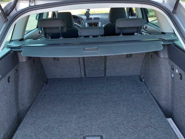 Серый Шкода Октавия, объемом двигателя 0 л и пробегом 261 тыс. км за 11200 $, фото 7 на Automoto.ua