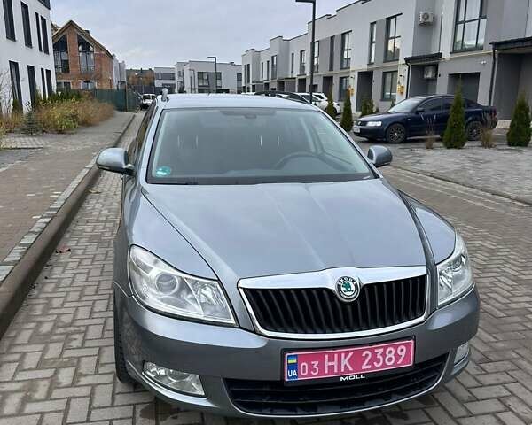 Серый Шкода Октавия, объемом двигателя 1.4 л и пробегом 201 тыс. км за 8000 $, фото 3 на Automoto.ua