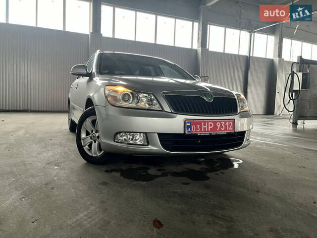 Серый Шкода Октавия, объемом двигателя 1.6 л и пробегом 214 тыс. км за 9300 $, фото 33 на Automoto.ua