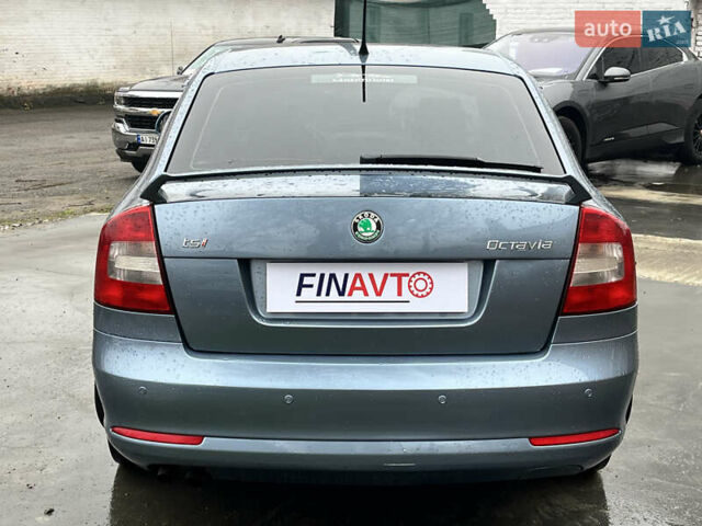 Серый Шкода Октавия, объемом двигателя 1.8 л и пробегом 280 тыс. км за 7900 $, фото 3 на Automoto.ua