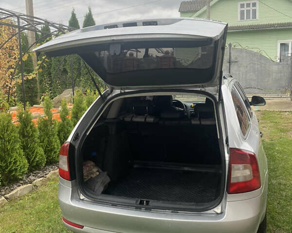 Сірий Шкода Октавія, об'ємом двигуна 1.6 л та пробігом 251 тис. км за 8500 $, фото 11 на Automoto.ua