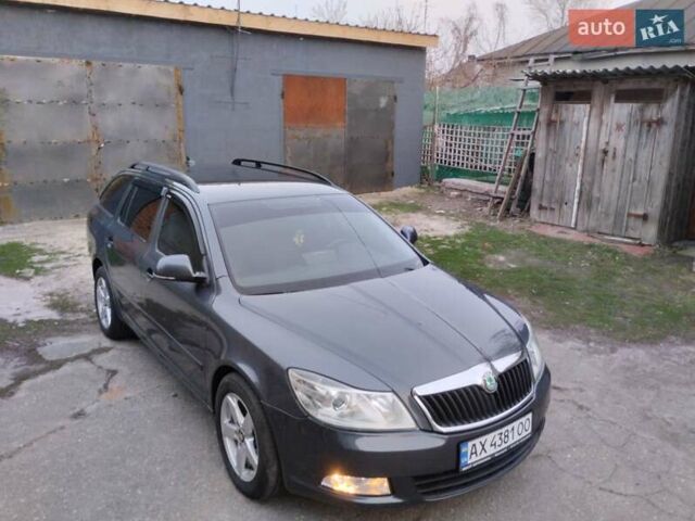 Серый Шкода Октавия, объемом двигателя 1.6 л и пробегом 210 тыс. км за 9200 $, фото 5 на Automoto.ua