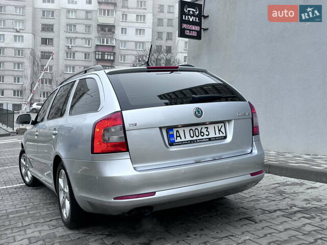 Серый Шкода Октавия, объемом двигателя 1.8 л и пробегом 217 тыс. км за 9500 $, фото 3 на Automoto.ua