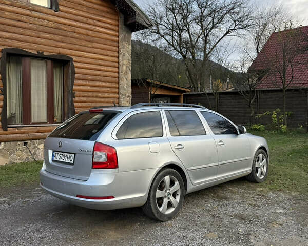 Сірий Шкода Октавія, об'ємом двигуна 1.97 л та пробігом 381 тис. км за 8000 $, фото 3 на Automoto.ua
