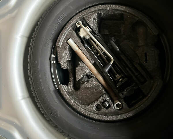 Сірий Шкода Октавія, об'ємом двигуна 1.6 л та пробігом 214 тис. км за 8999 $, фото 32 на Automoto.ua