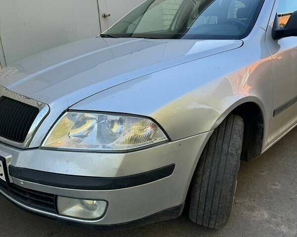 Серый Шкода Октавия, объемом двигателя 1.6 л и пробегом 230 тыс. км за 5700 $, фото 7 на Automoto.ua