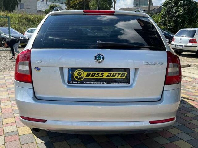 Серый Шкода Октавия, объемом двигателя 1.6 л и пробегом 243 тыс. км за 7600 $, фото 5 на Automoto.ua