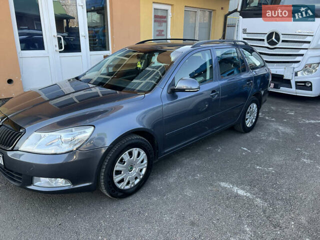Серый Шкода Октавия, объемом двигателя 1.97 л и пробегом 214 тыс. км за 7200 $, фото 1 на Automoto.ua