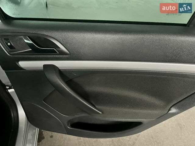 Сірий Шкода Октавія, об'ємом двигуна 1.6 л та пробігом 214 тис. км за 8999 $, фото 36 на Automoto.ua