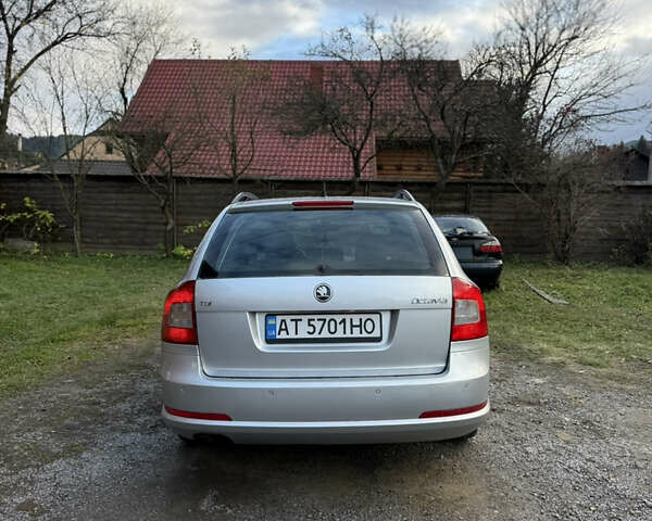 Сірий Шкода Октавія, об'ємом двигуна 1.97 л та пробігом 381 тис. км за 8000 $, фото 4 на Automoto.ua