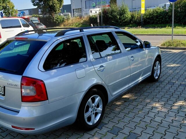 Серый Шкода Октавия, объемом двигателя 0 л и пробегом 261 тыс. км за 11200 $, фото 5 на Automoto.ua