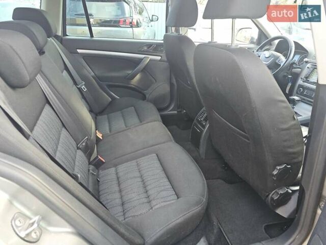 Шкода Октавия 2012 в Стрые на Automoto.ua Серый Шкода Октавия, объемом двигателя 1.2 л и пробегом 197 тыс. км за 7200 $, фото 18 на Automoto.ua